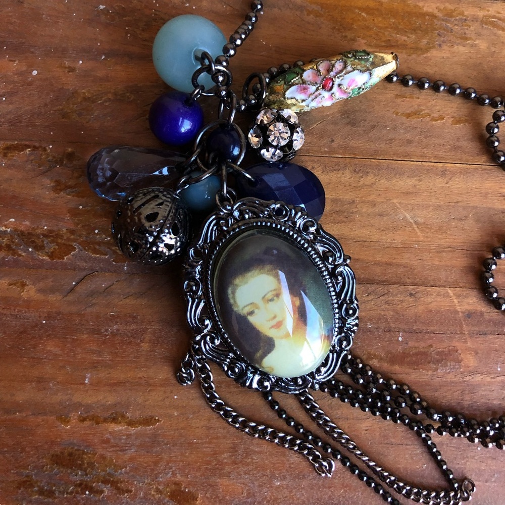 Cameo Long Necklace with Charms - Picture 8 of 8